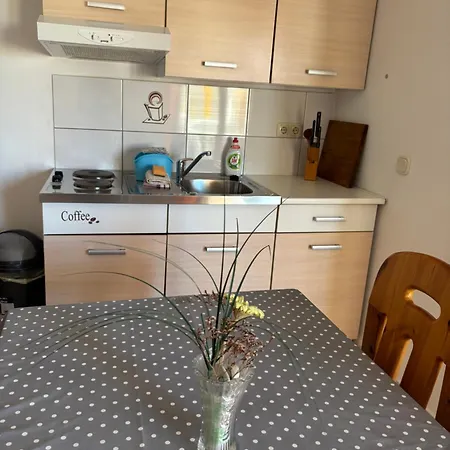 マスリナ アパート