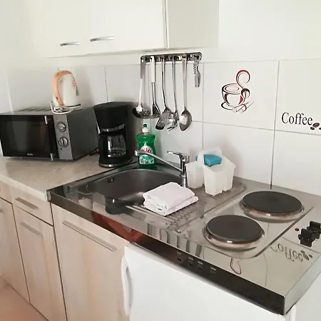 マスリナ アパート