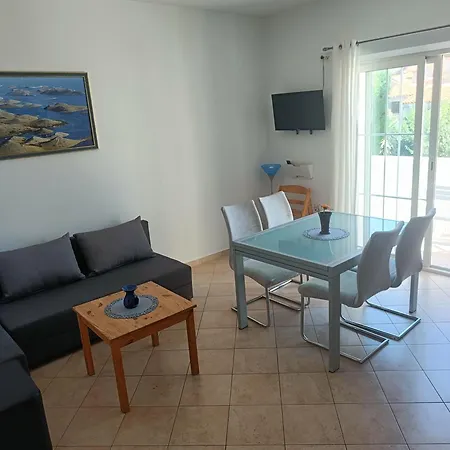 Maslina Apartman *